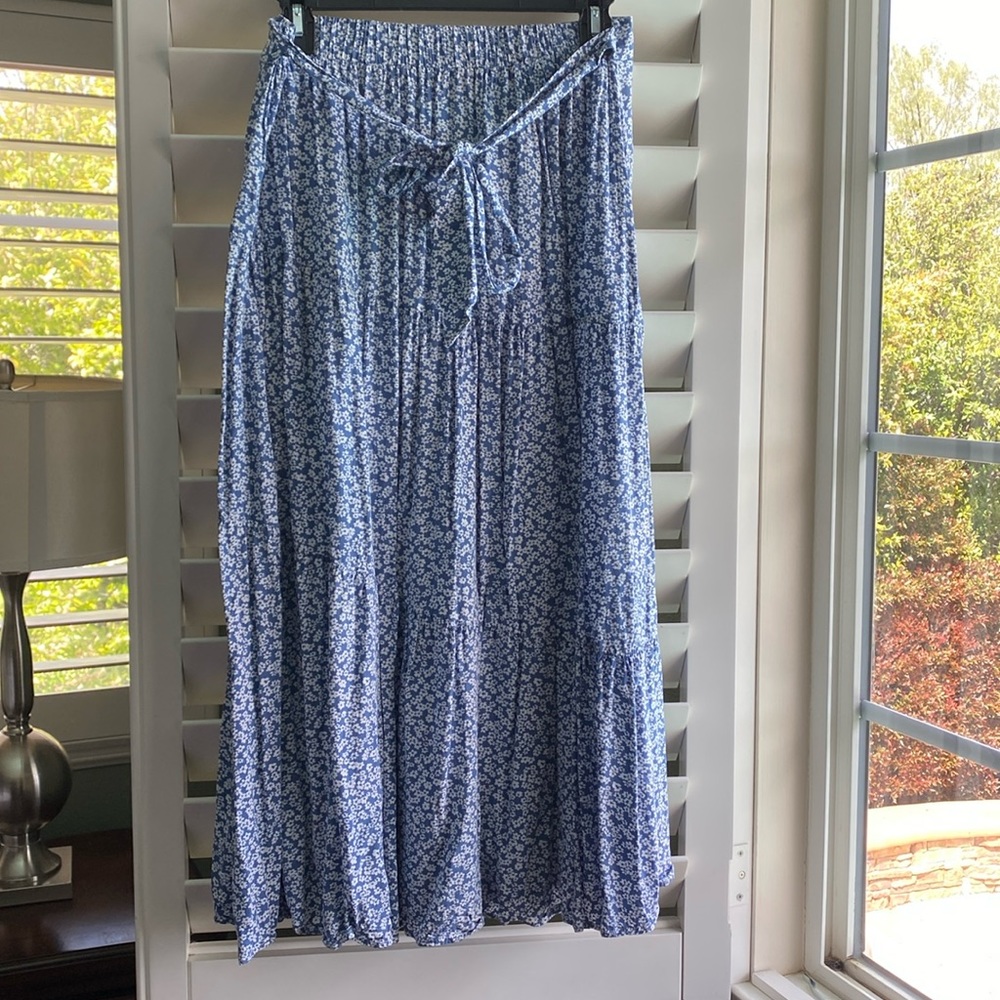 Maxi skirt size medium floral